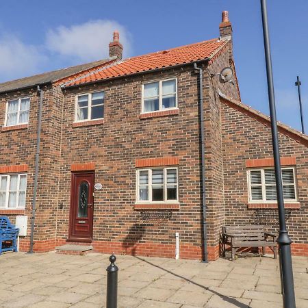 וויטבי Abrahams Cottage מראה חיצוני תמונה